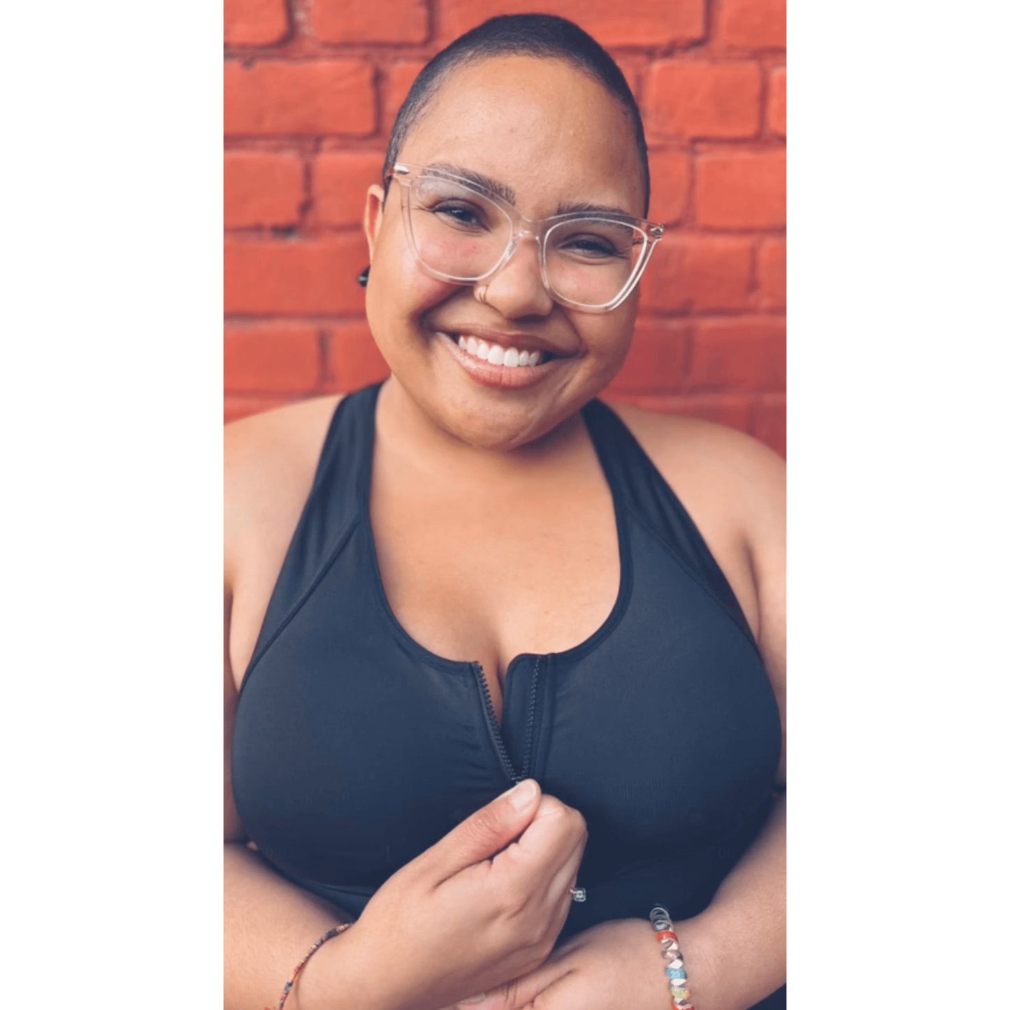 Hero Front‑Closure Sports Bra - Black